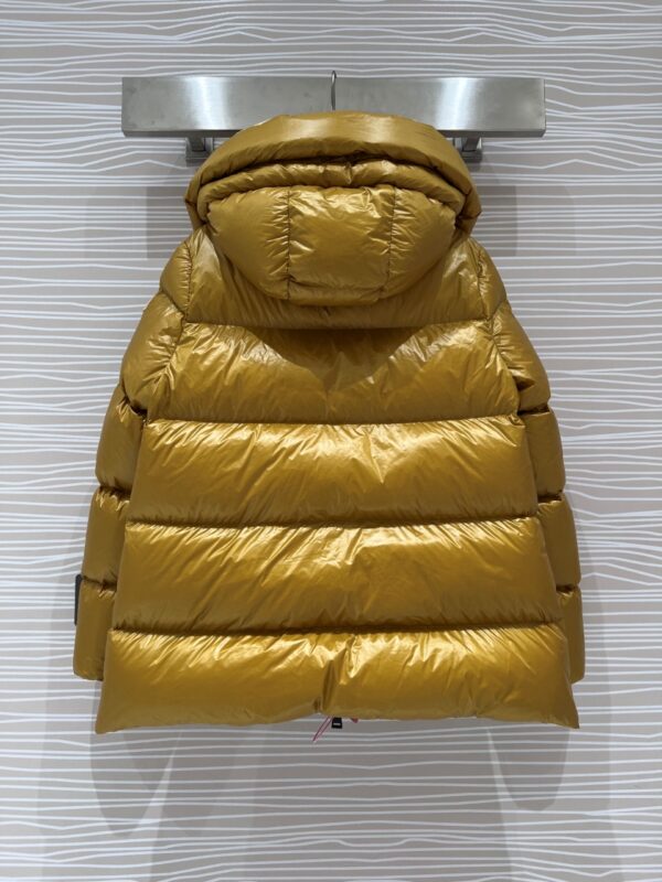 Moncler erine short doll series thick down jacket - Image 3