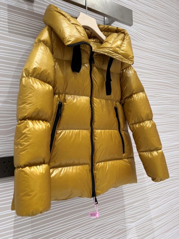 Moncler erine short doll series thick down jacket - Image 4